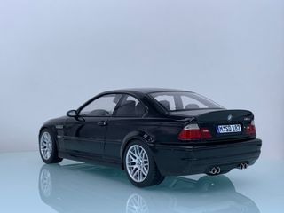 1:18 BMW M3 CSL E46 Coupé 2003 Negro Zafiro Norev