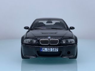 1:18 BMW M3 CSL E46 Coupé 2003 Negro Zafiro Norev