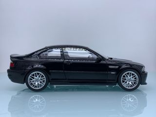 1:18 BMW M3 CSL E46 Coupé 2003 Negro Zafiro Norev