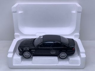 1:18 BMW M3 CSL E46 Coupé 2003 Negro Zafiro Norev