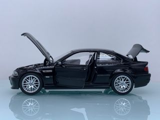 1:18 BMW M3 CSL E46 Coupé 2003 Negro Zafiro Norev