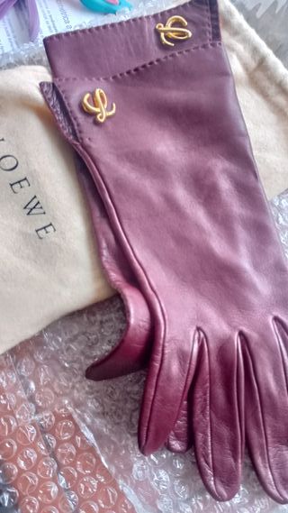 Guantes Loewe Piel Granate Joya Oro. Pura napa.