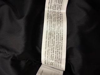 Abrigo Twinset Negro Plumas Mangas Desmontables