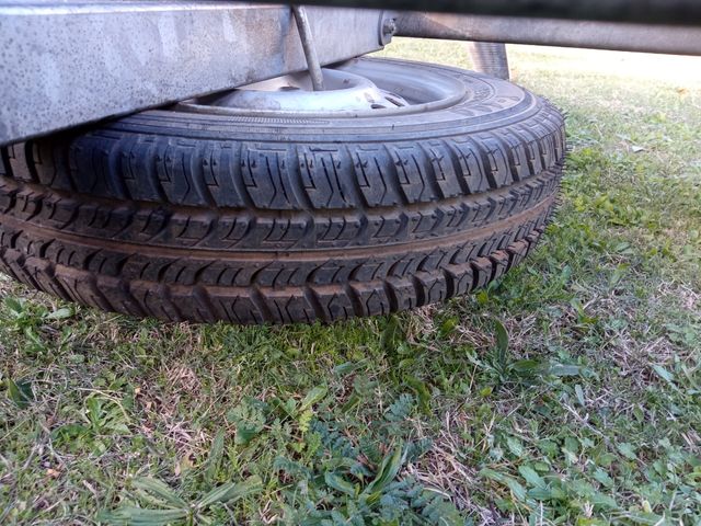 Remolque para 3 motos basculante