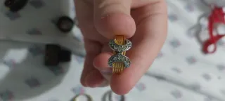 Lote de anillos dorados y plateados