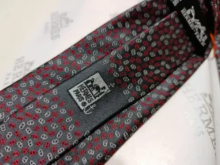 Corbata Hermes Roja y Gris
