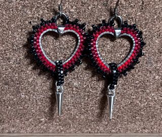 Pendientes Corazón Rojo y Negro