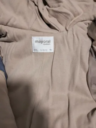 Cuna,silla de comer,buzo mayoral,más cosas de la f