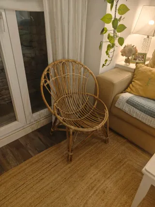 Bellissimo divano in vimini rotondo