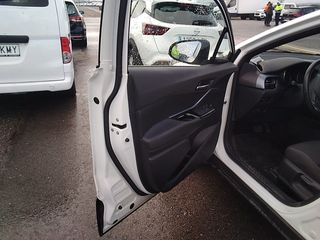 Toyota C-HR 180H Advance 135 kW (184 CV)