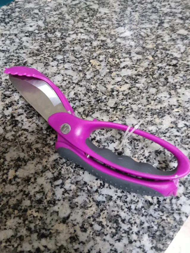 Tijeras de cocina profesionales moradas