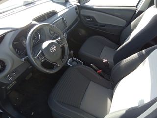 Toyota Yaris 1.5 100H Active 74 kW (100 CV)
