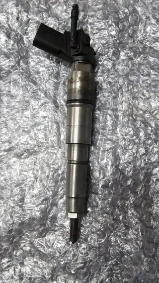 Inyector BMW 335d 2151 070521 939