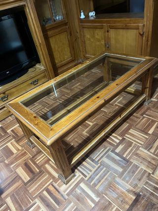 Mueble de salón de madera