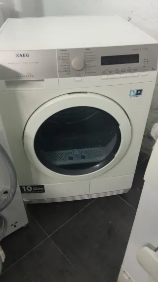 Secadora AEG Absolute Care System