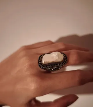 Anello argento sterling con perla barocca