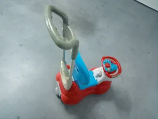 Triciclo Chicco Vermelho e Azul