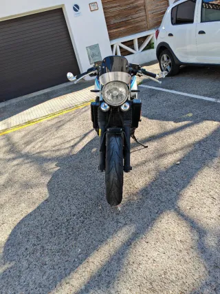 Triumph Trident 97 Cafe Racer Única