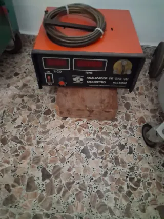 Analizzatore di gas CO e tachimetrro LH