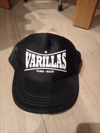 Gorra Punk Rock Varillas Negra