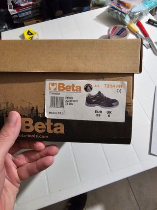 Scarpe antinfortunistiche Beta punta acciaio