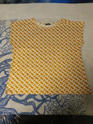 Camiseta Mujer Estampado Geométrico Talla M/L