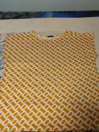 Camiseta Mujer Estampado Geométrico Talla M/L