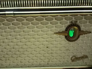 Rádio antiga GRAETZ