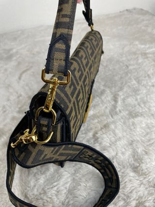 Bolsa Fendi Monograma Marrom e Dourada