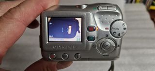 Cámara Digital Olympus C-370 Zoom Plata