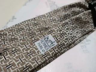 Corbata Hermès Beige y Marrón