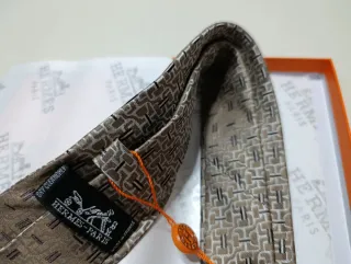Corbata Hermès Beige y Marrón