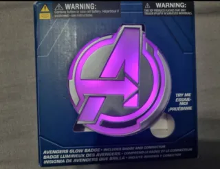 Insignia Luminosa Avengers Campus Marvel