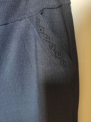 Pantalón da donna con dettagli