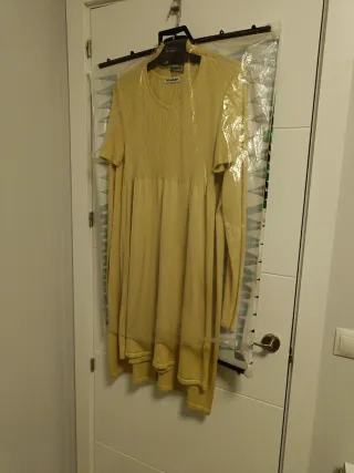 Vestido de punto y chaqueta a juego