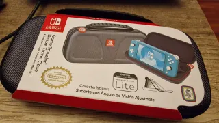 Custodia da viaggio Deluxe per Nintendo Switch Lite