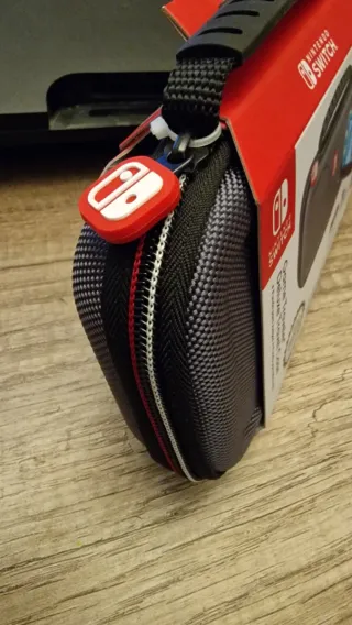 Custodia da viaggio Deluxe per Nintendo Switch Lite