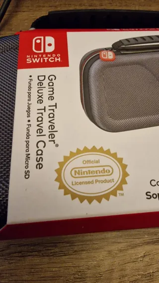 Custodia da viaggio Deluxe per Nintendo Switch Lite