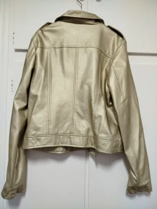 Cazadora corta mujer champagne