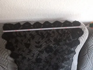 Mantilla de encaje negro