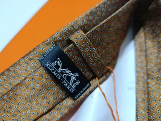 Corbata Hermes Naranja y Dorada