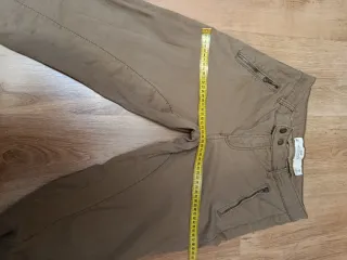 Pantalón  beige mujer talla M