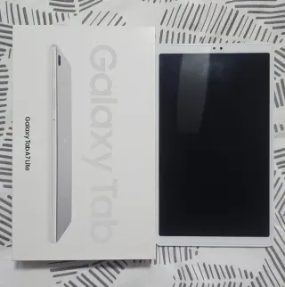 Samsung Galaxy Tab A7 Lite Plata más funda