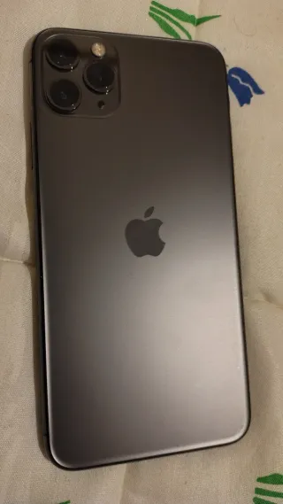 iPhone 11 Pro Max