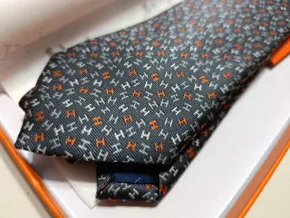 Corbata Hermès Gris y Naranja