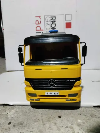 Betoniera Mercedes Bruder