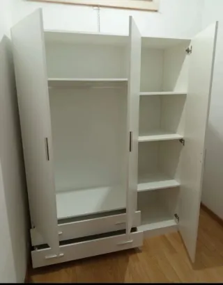 Armario blanco 3 puertas