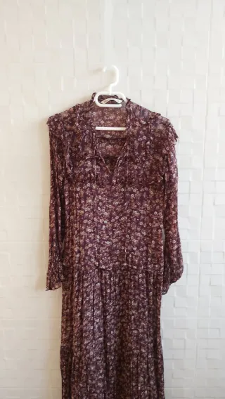 Vestido ZARA maxi floral de manga larga y flores