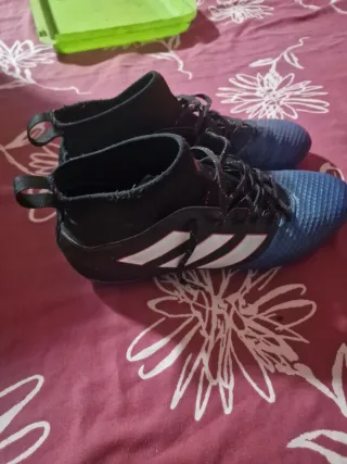Botas de fútbol Adidas Talla 44