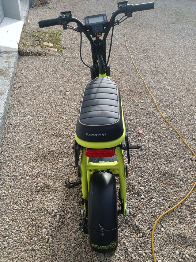 Scooter Eléctrico Coopop Cox Amarillo